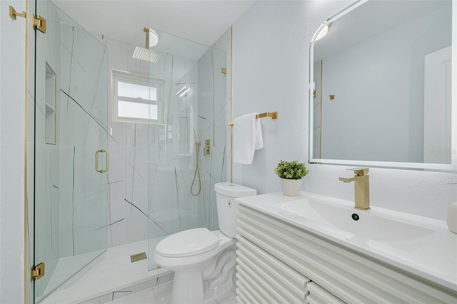 Image 37 of 45 For 4954 2nd Avenue N