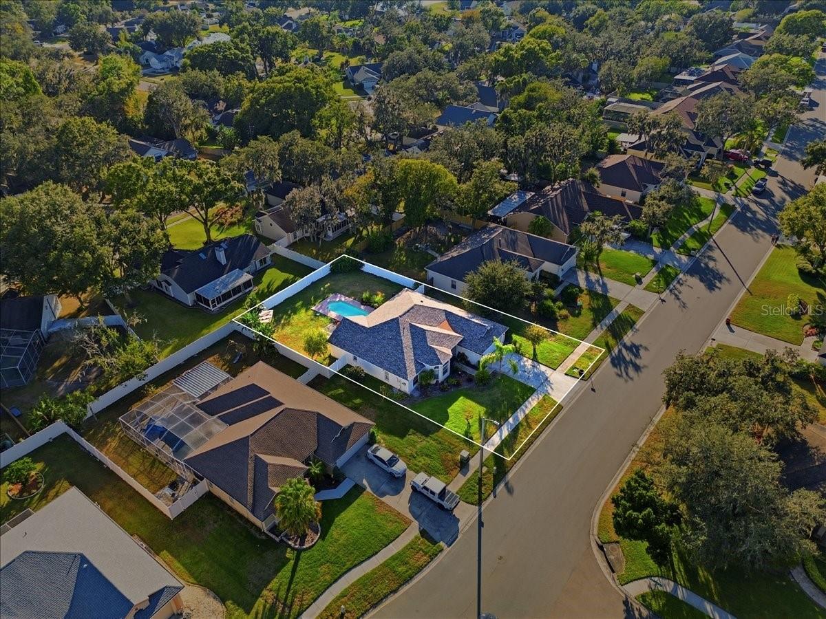 Image 3 of 44 For 4005 Thackery Way