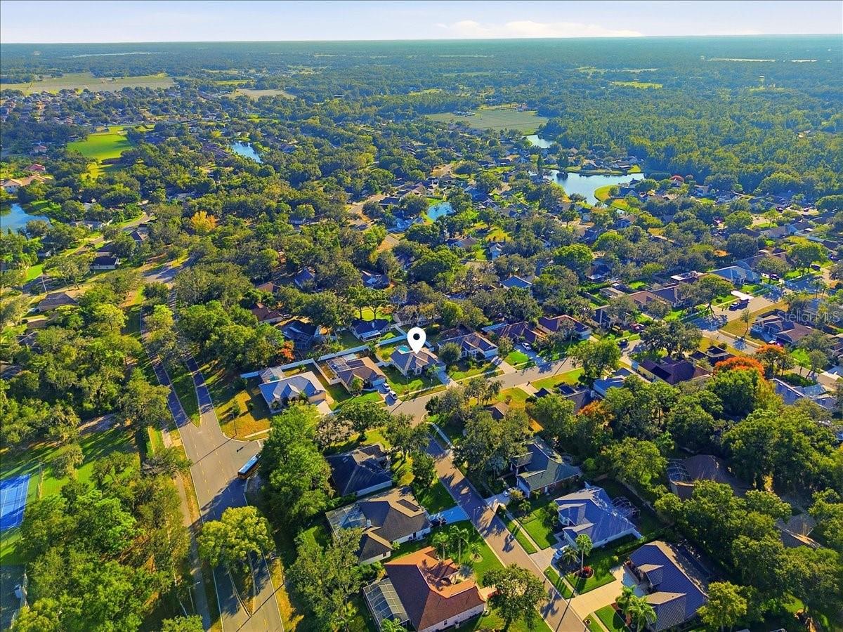 Image 43 of 44 For 4005 Thackery Way