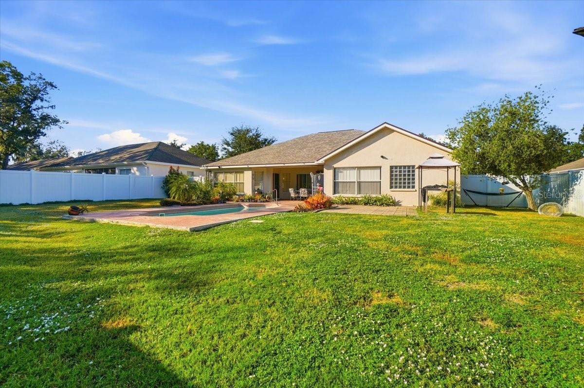 Image 6 of 44 For 4005 Thackery Way