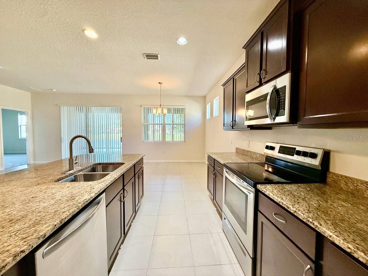 Image 23 of 39 For 31591 Tansy Bend