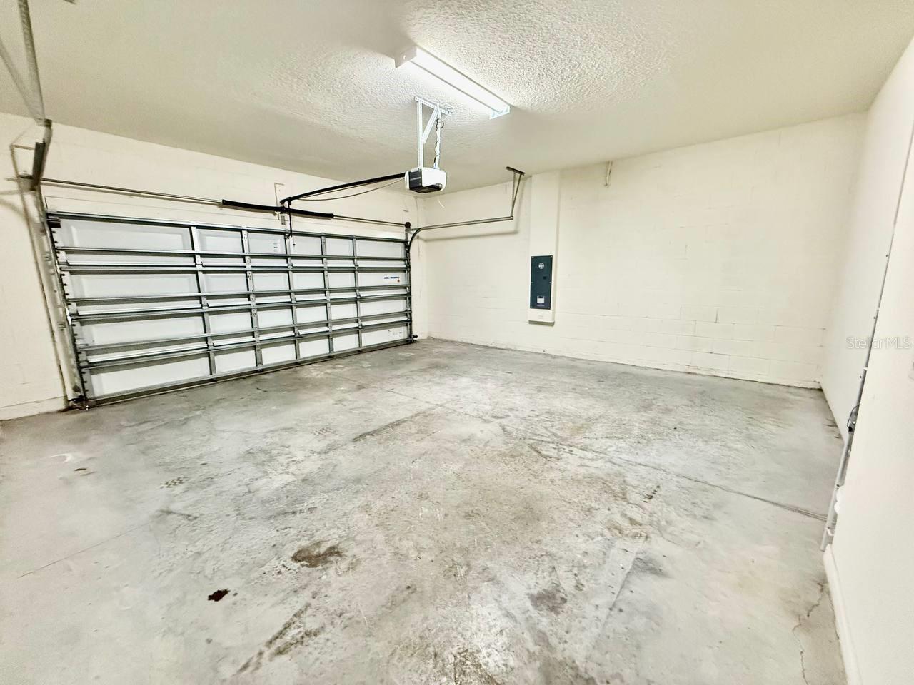 Image 35 of 39 For 31591 Tansy Bend