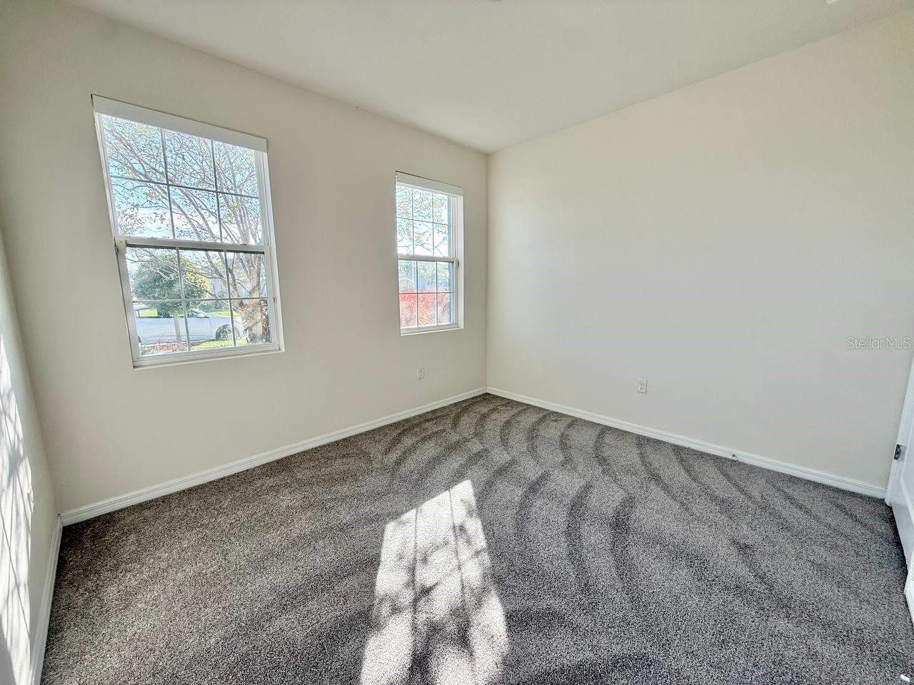 Image 4 of 39 For 31591 Tansy Bend