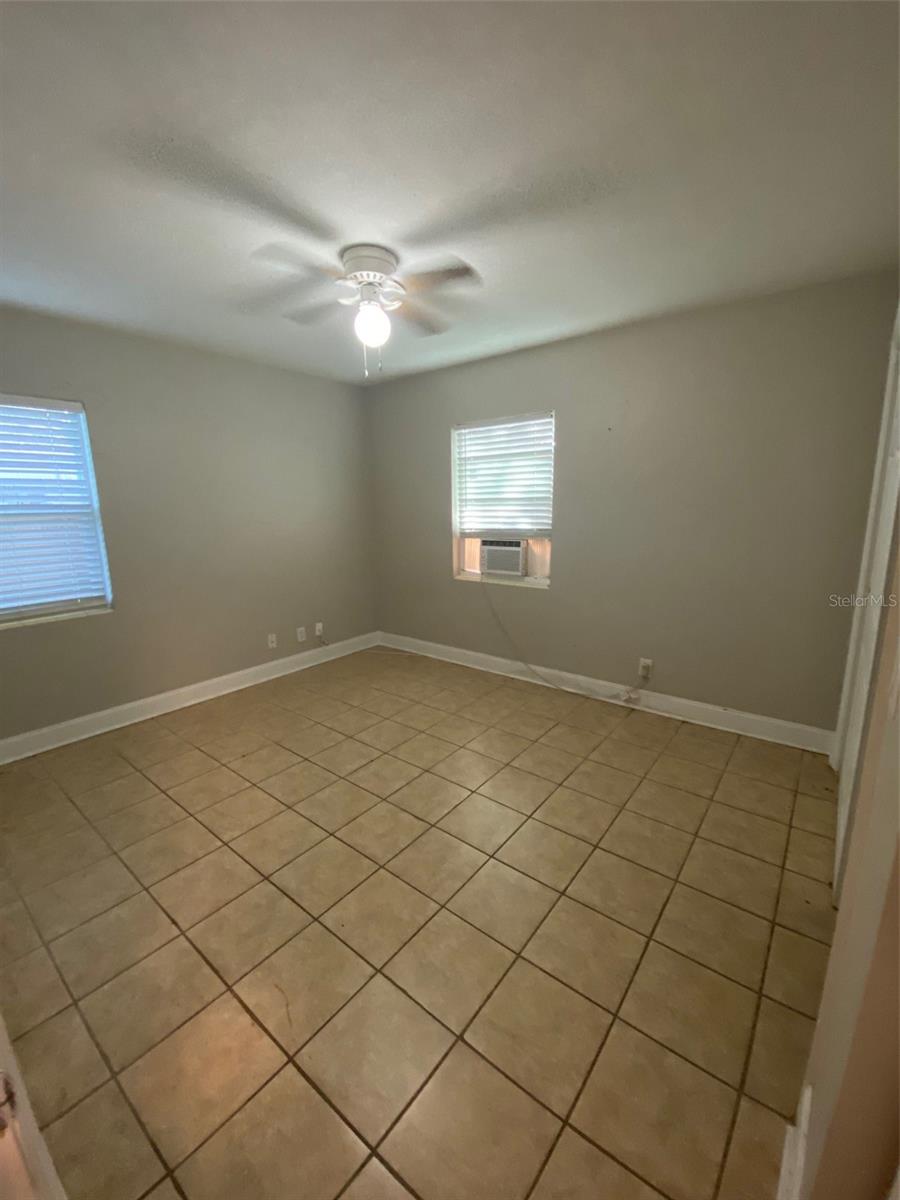 Image 18 of 23 For 1110 Maryland Avenue