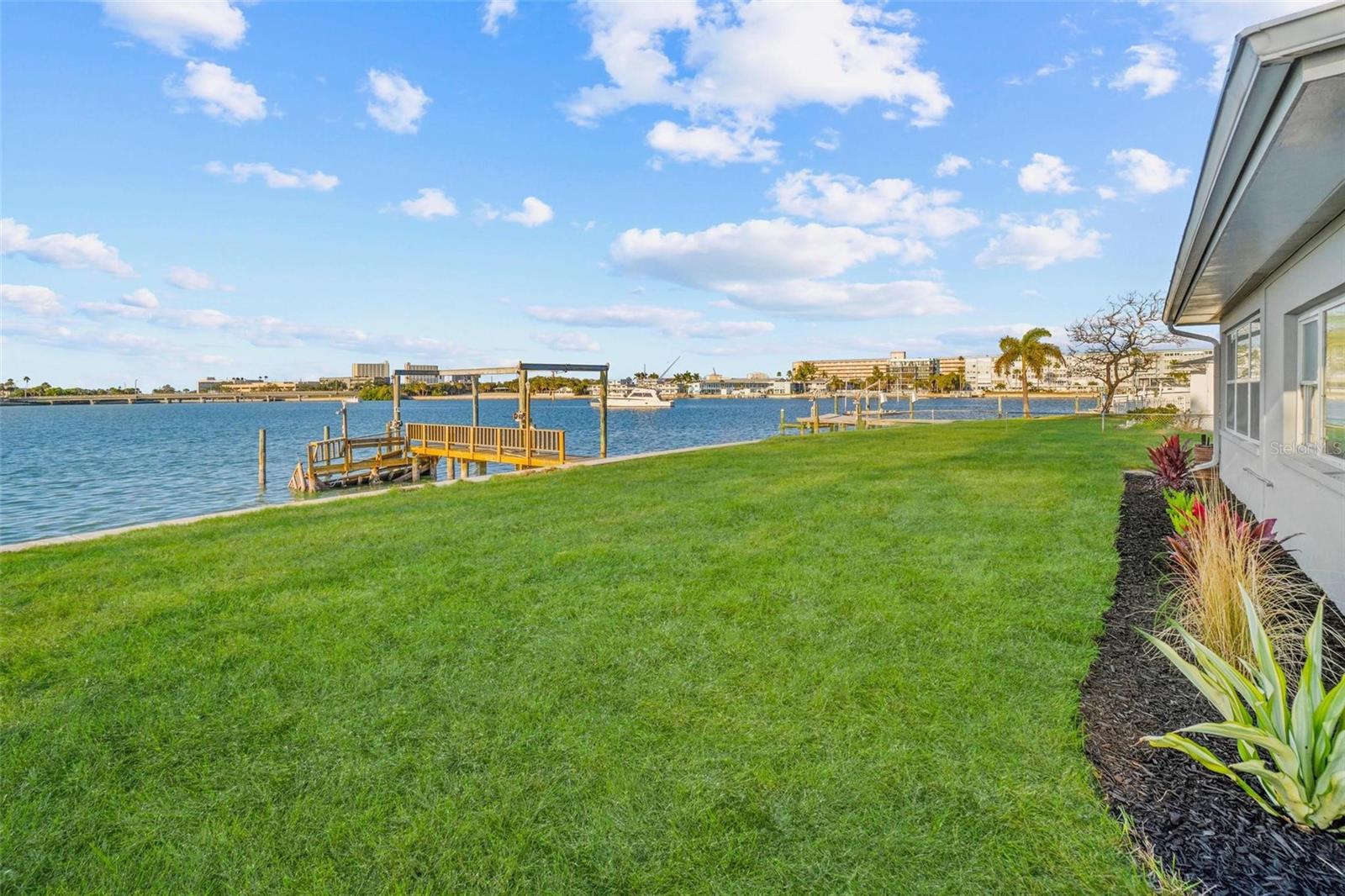 Image 33 of 47 For 7160 Shore Drive