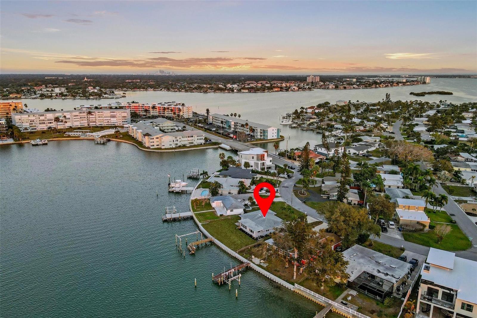 Image 38 of 47 For 7160 Shore Drive