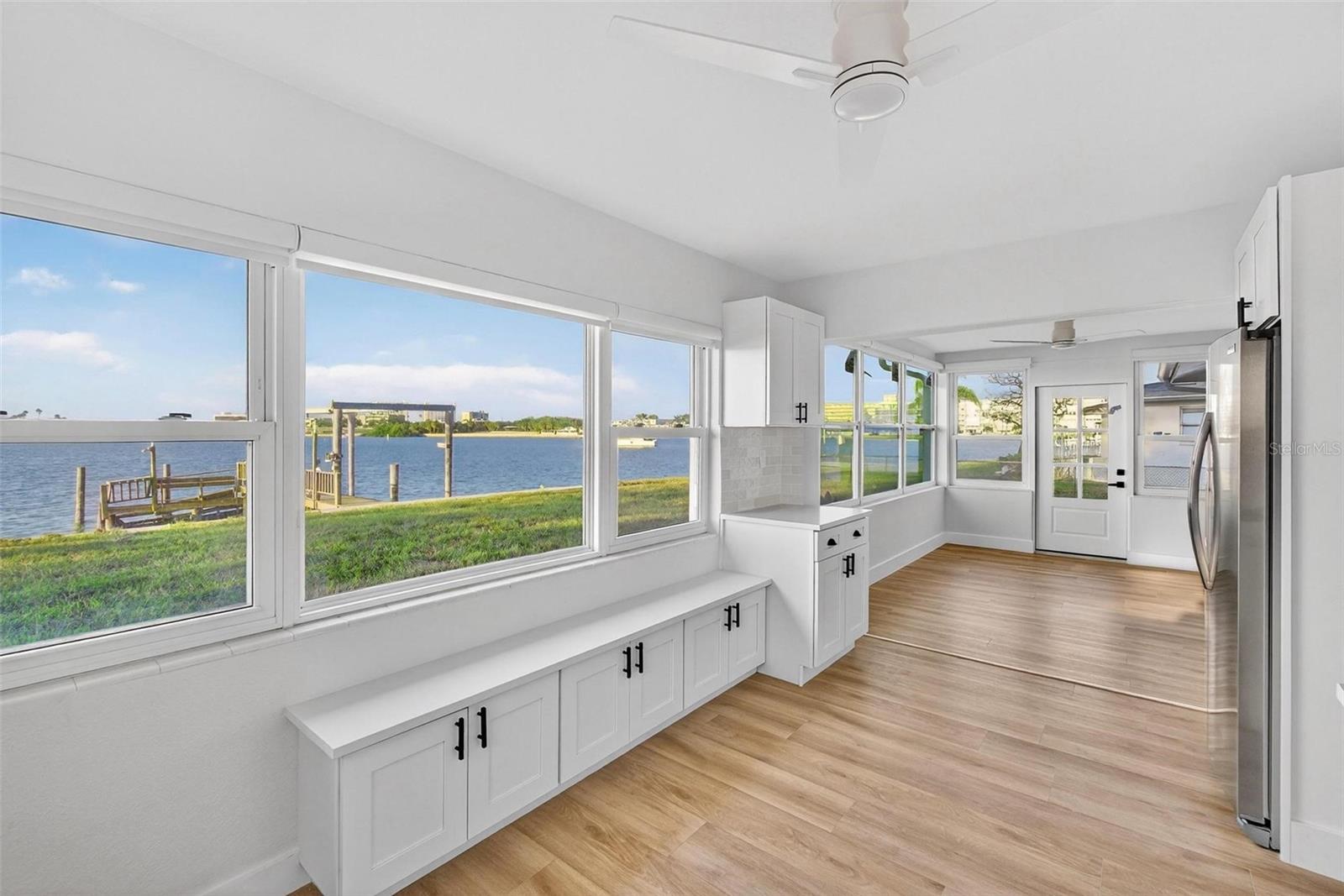 Image 9 of 47 For 7160 Shore Drive