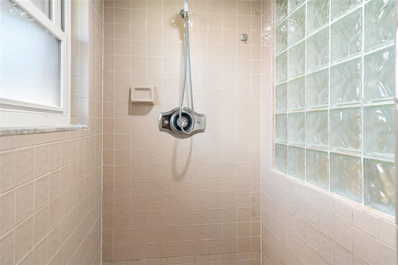 Image 20 of 69 For 8738 Tantallon Circle