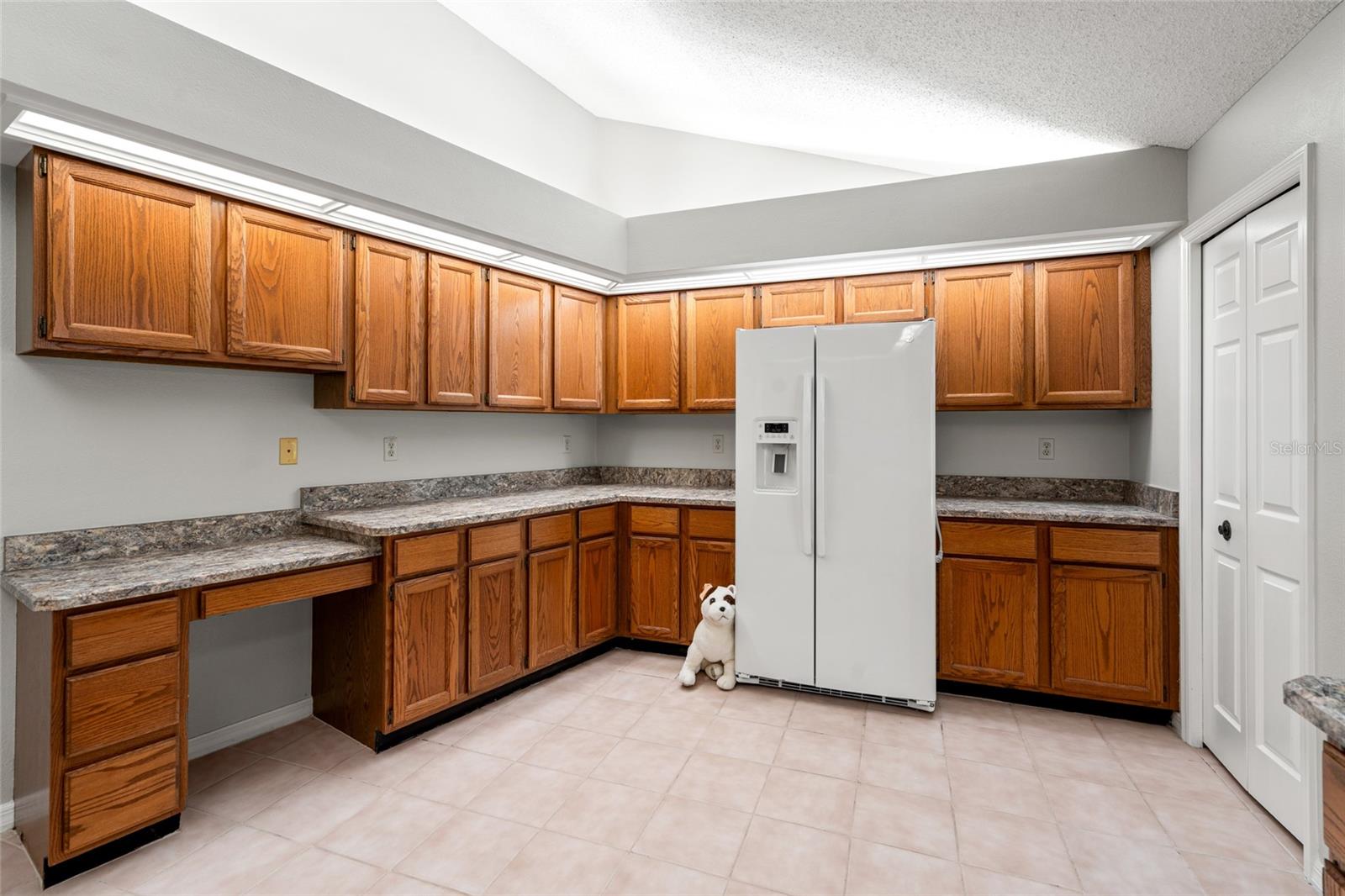 Image 23 of 69 For 8738 Tantallon Circle