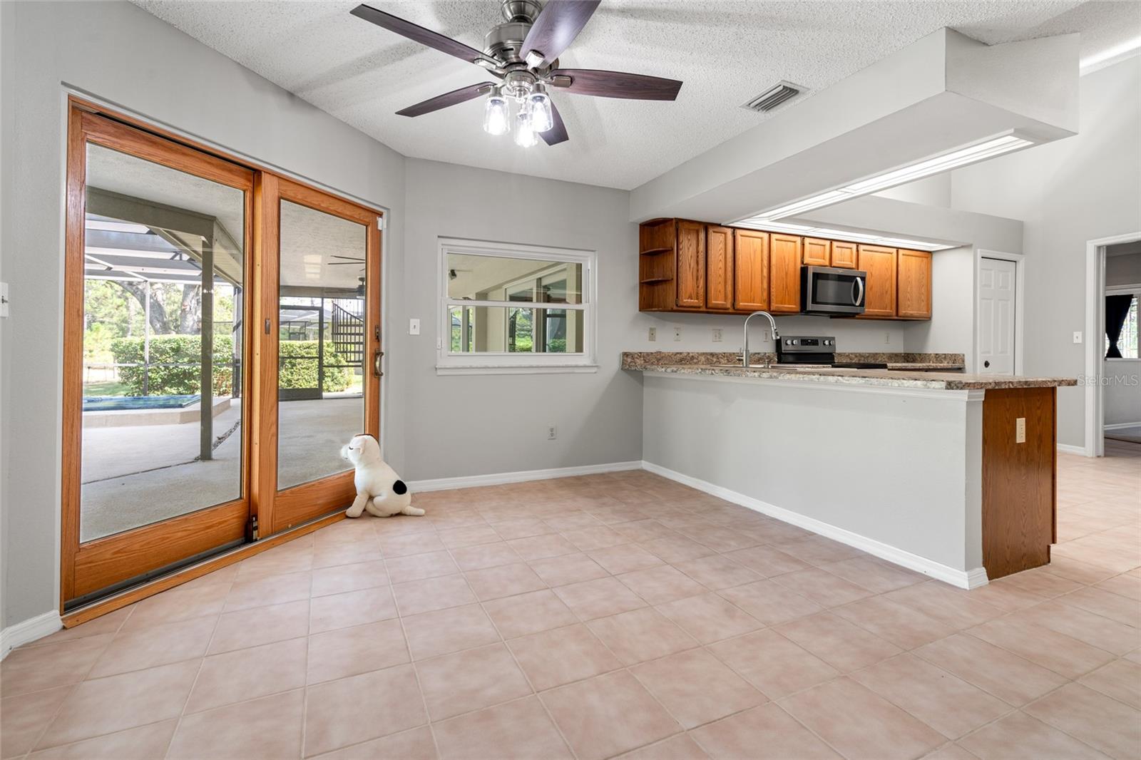 Image 26 of 69 For 8738 Tantallon Circle