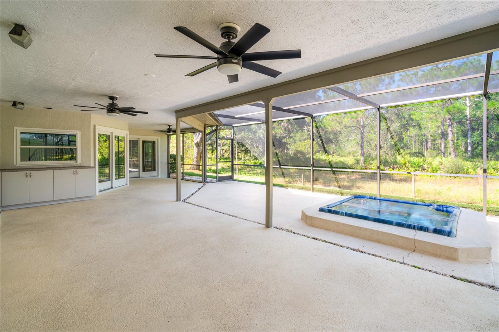 Image 34 of 69 For 8738 Tantallon Circle