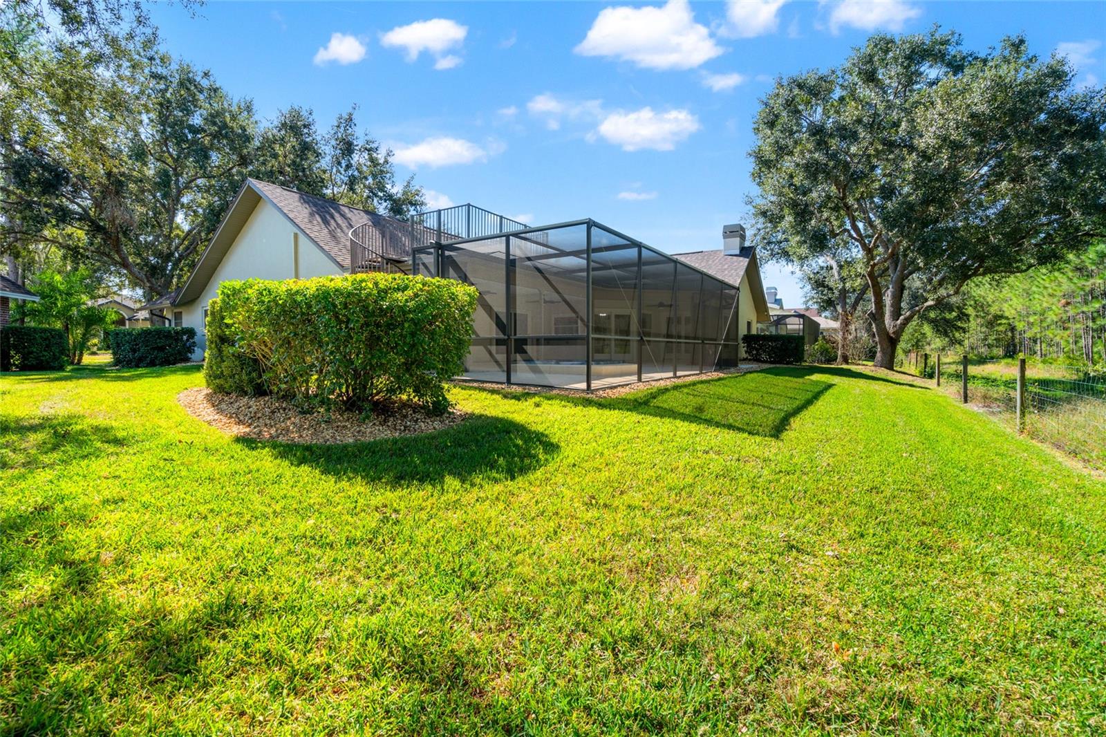 Image 40 of 69 For 8738 Tantallon Circle