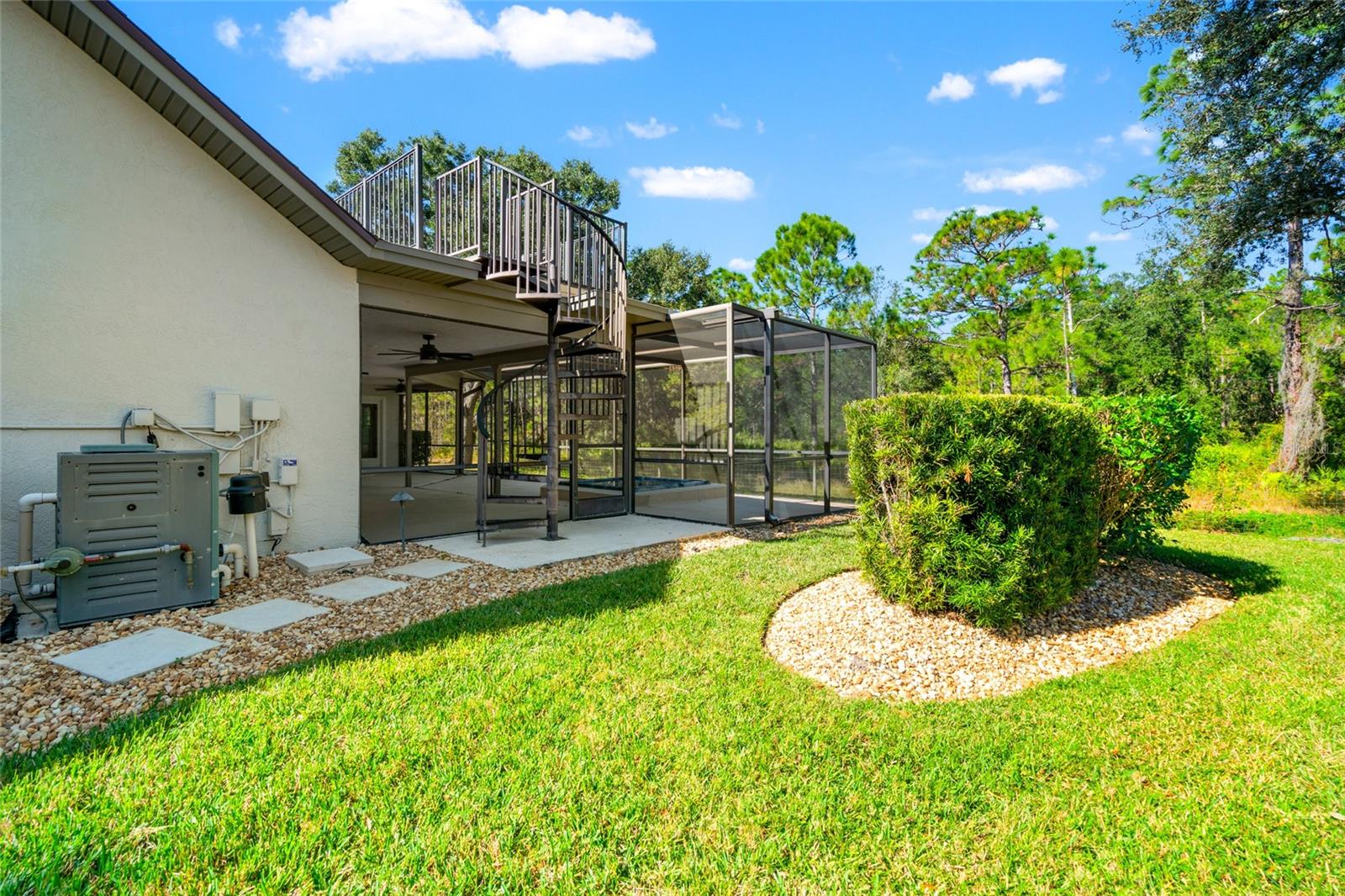 Image 42 of 69 For 8738 Tantallon Circle