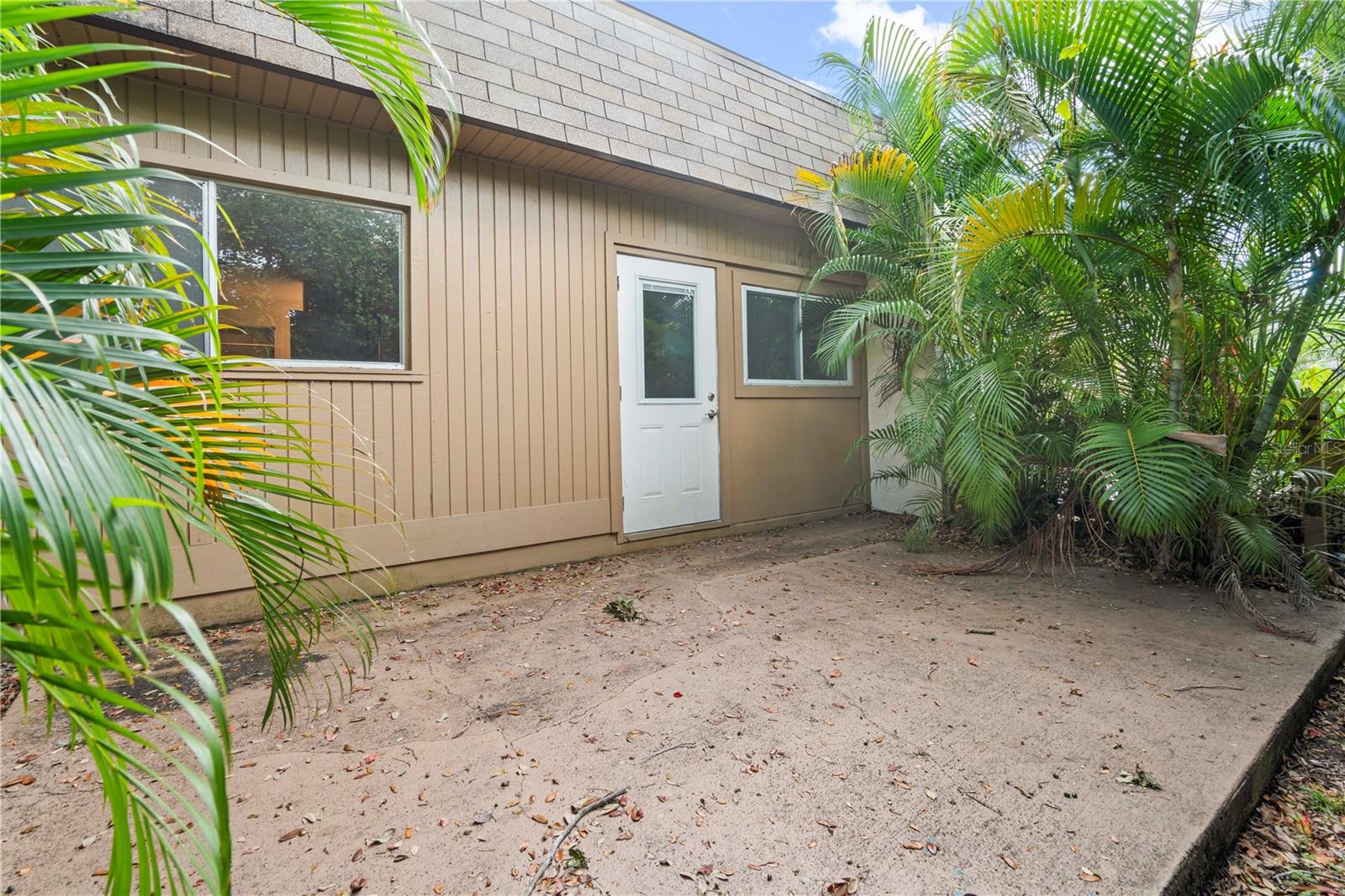 Image 23 of 26 For 11511 113th Street 4f