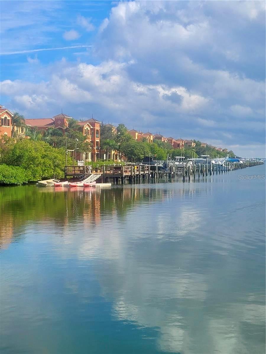 Image 25 of 44 For 2709 Via Cipriani 531b