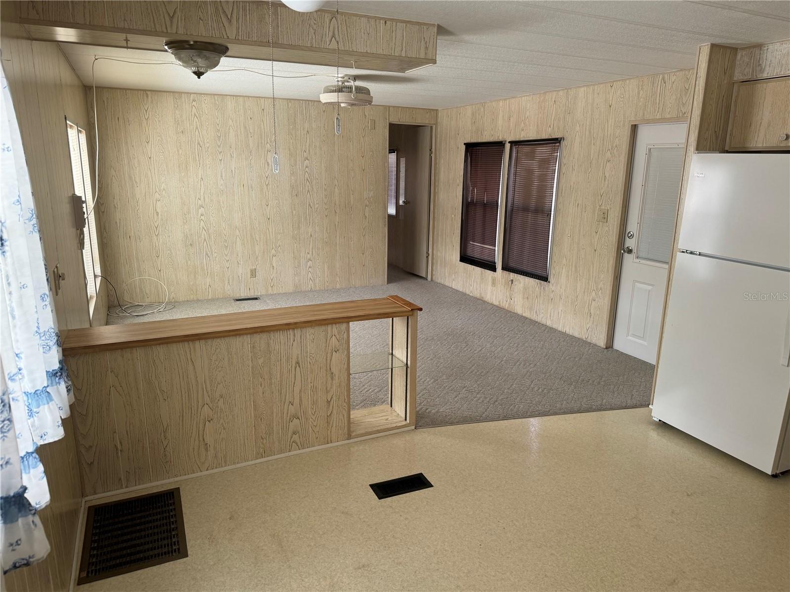 Image 8 of 11 For 29249 Glenwood Street