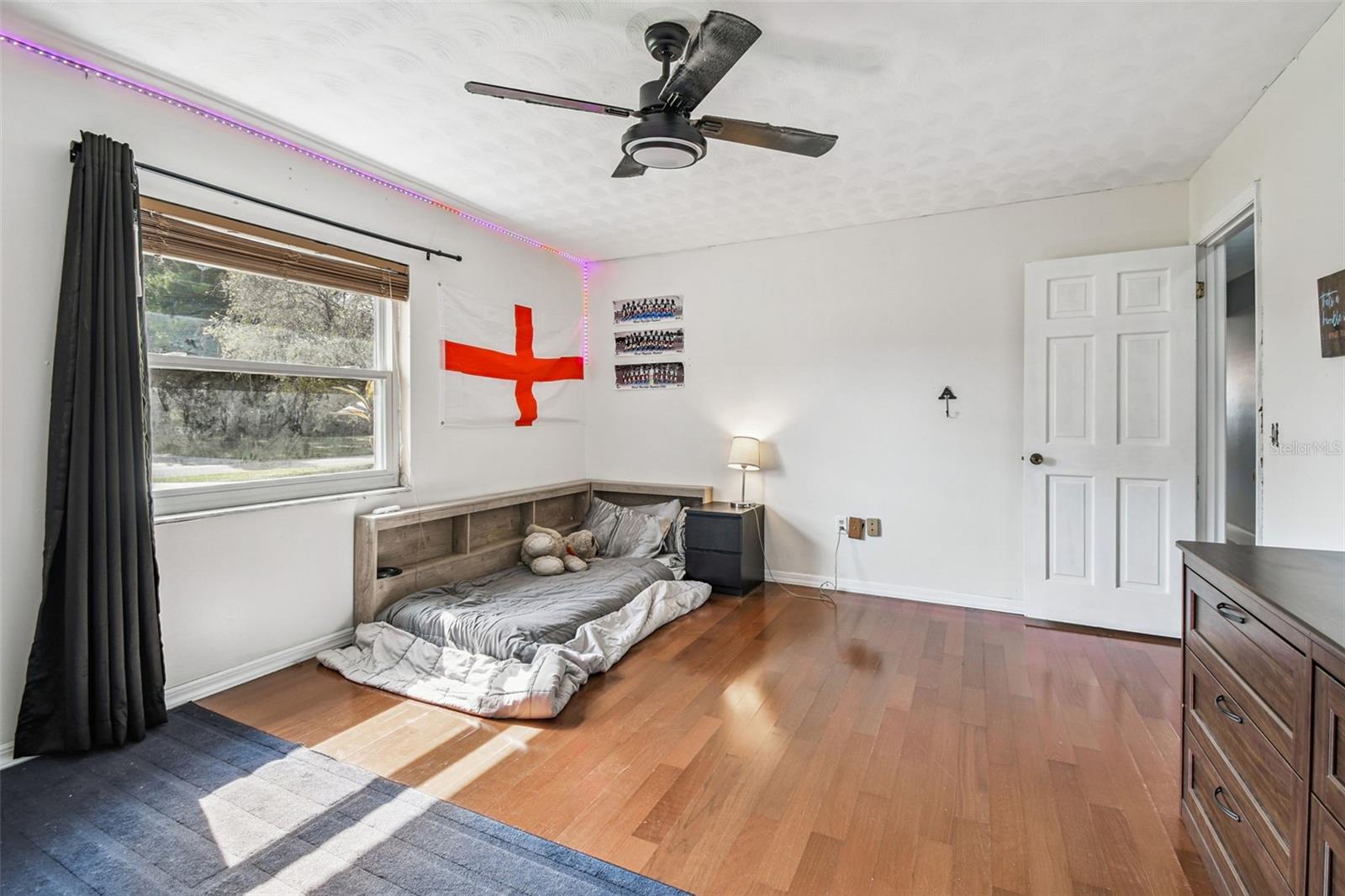 Image 12 of 37 For 9504 Starlite Drive