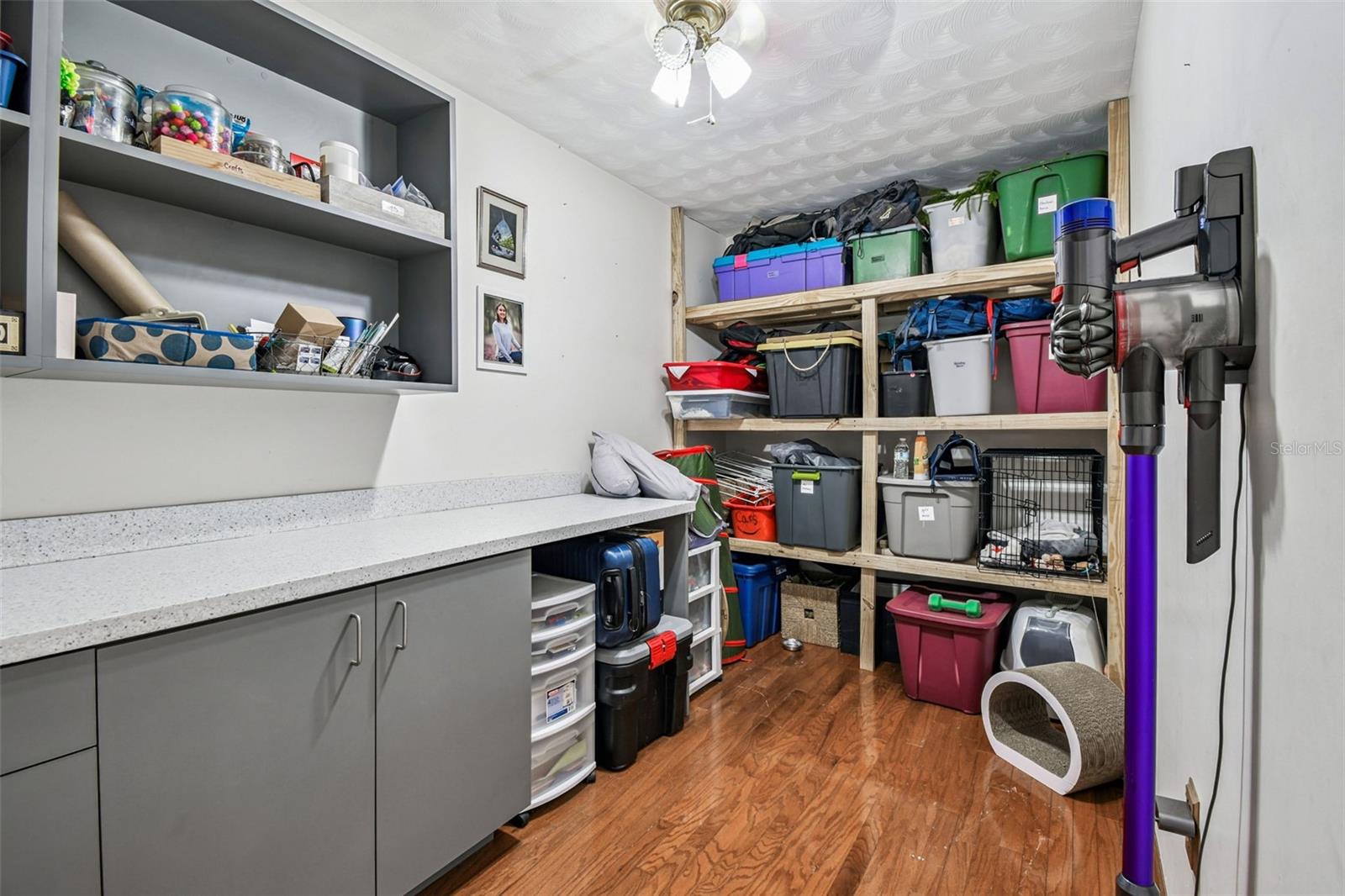 Image 14 of 37 For 9504 Starlite Drive