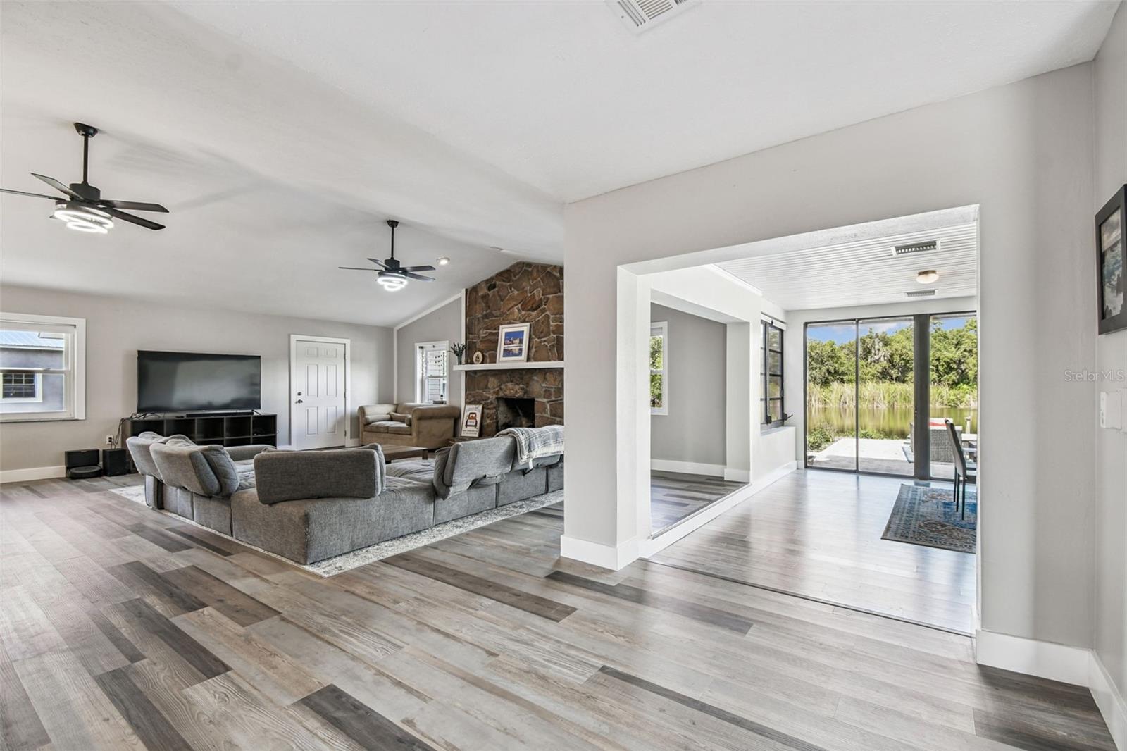 Image 9 of 37 For 9504 Starlite Drive