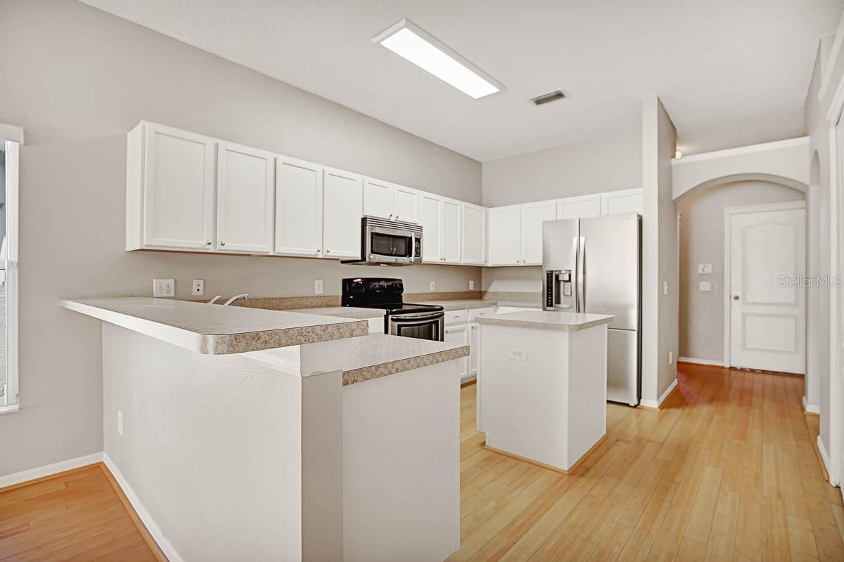 Image 4 of 27 For 6165 Skylarkcrest Drive