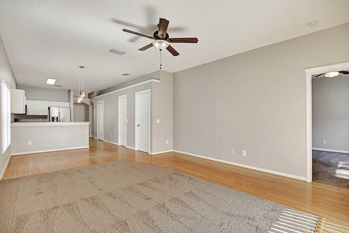 Image 9 of 27 For 6165 Skylarkcrest Drive