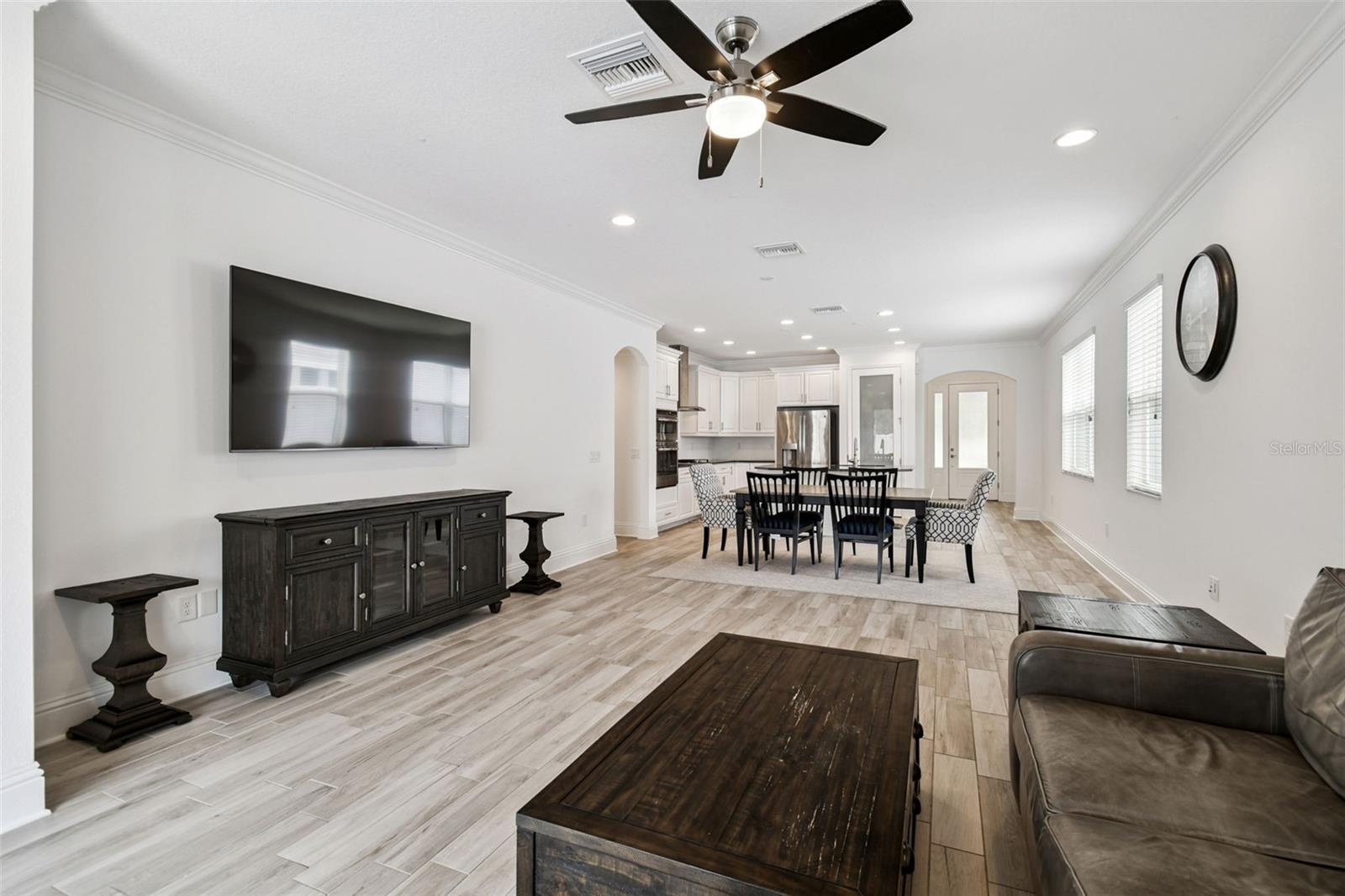 Image 14 of 61 For 3979 Mellon Drive