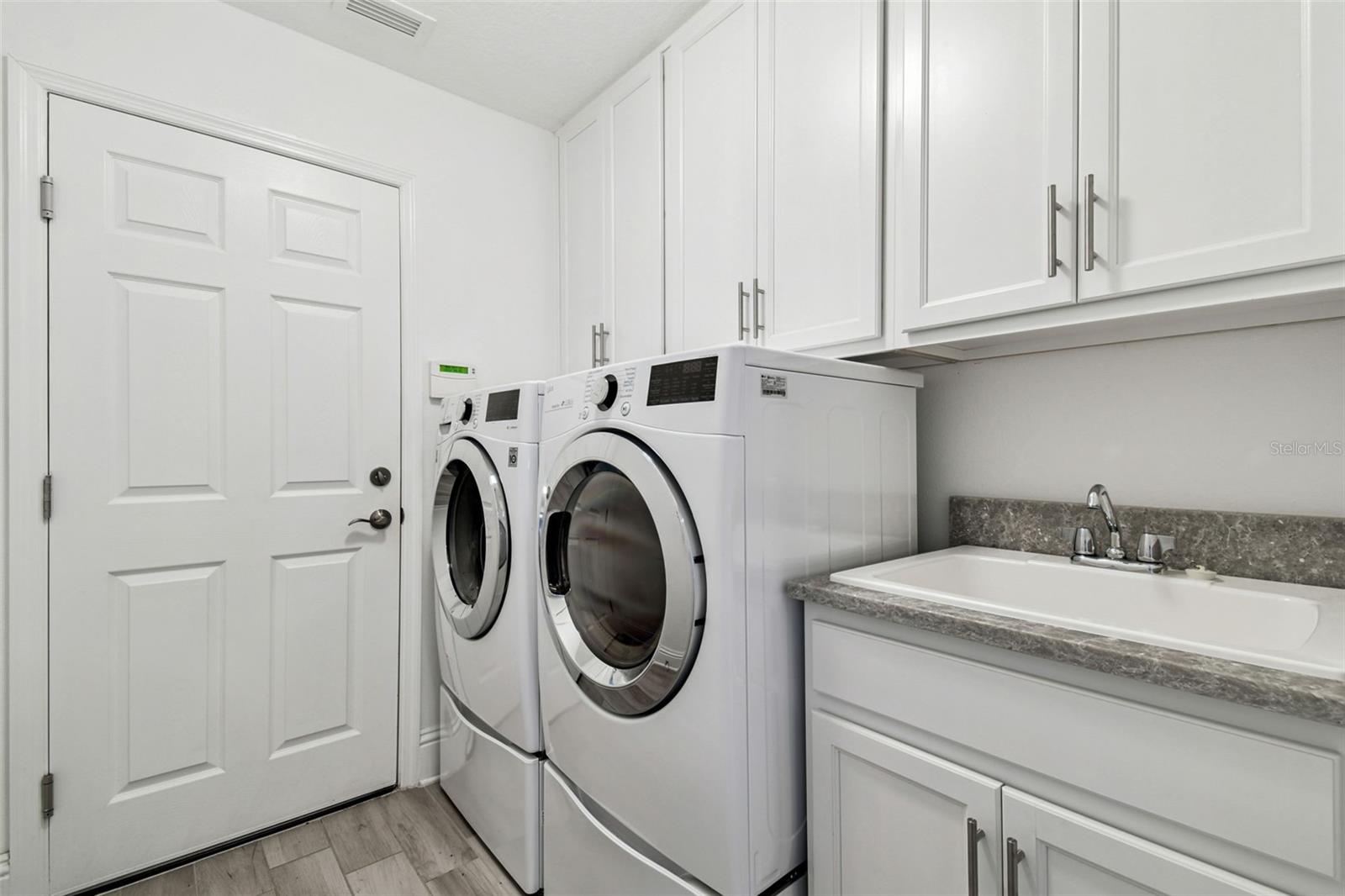 Image 15 of 61 For 3979 Mellon Drive