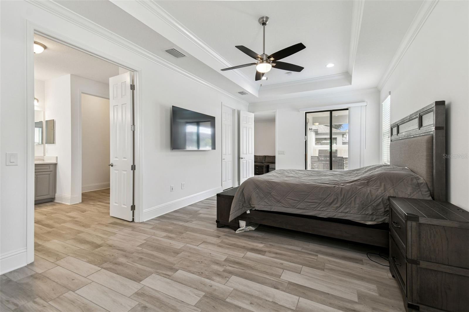 Image 21 of 61 For 3979 Mellon Drive