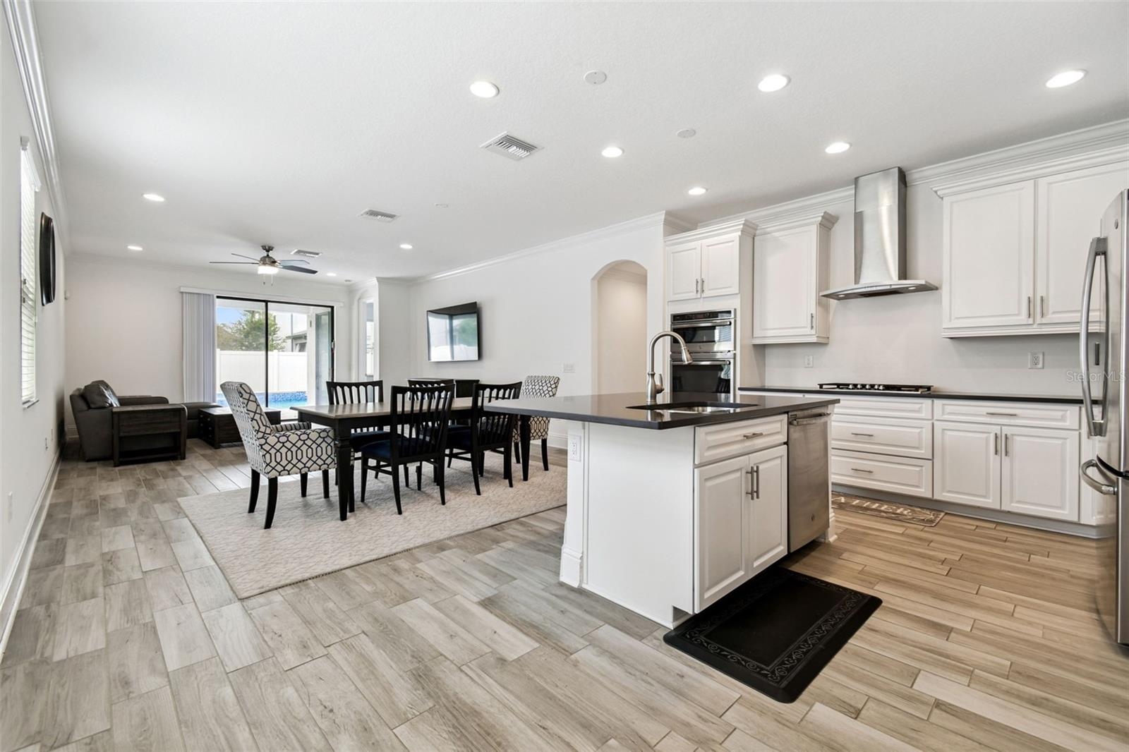 Image 7 of 61 For 3979 Mellon Drive