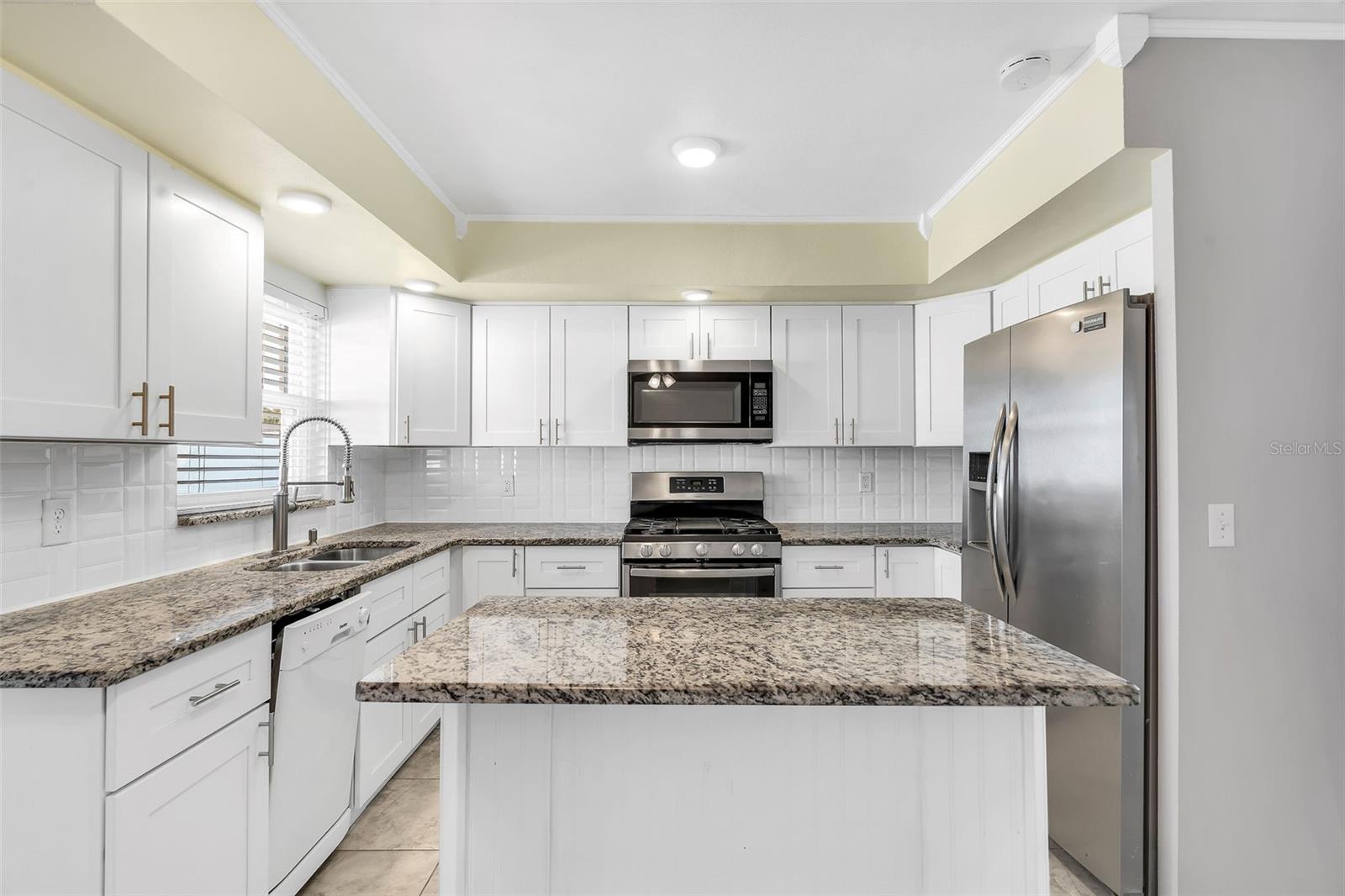 Image 9 of 24 For 12400 Park Boulevard 119