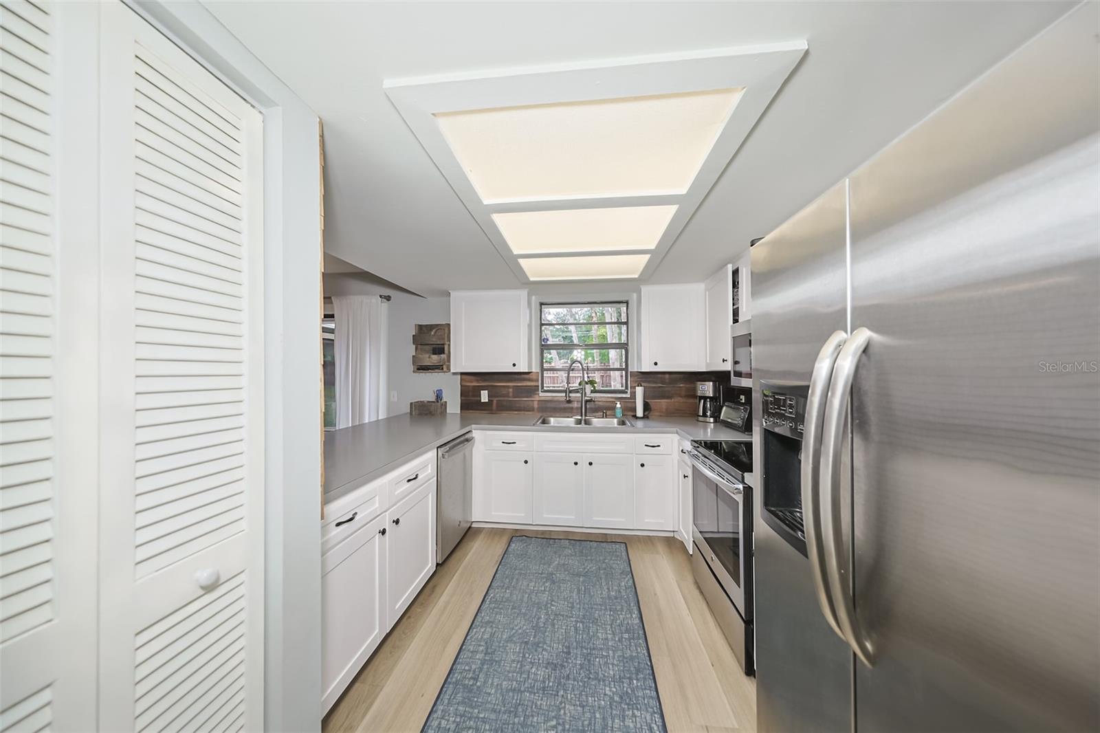 Image 11 of 39 For 4101 Holly Street