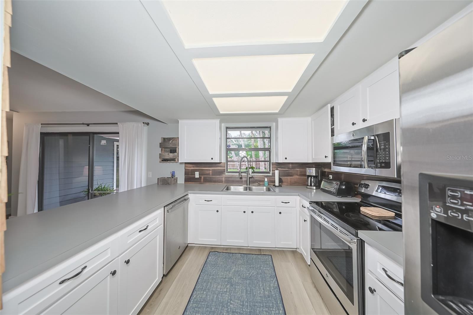 Image 12 of 39 For 4101 Holly Street