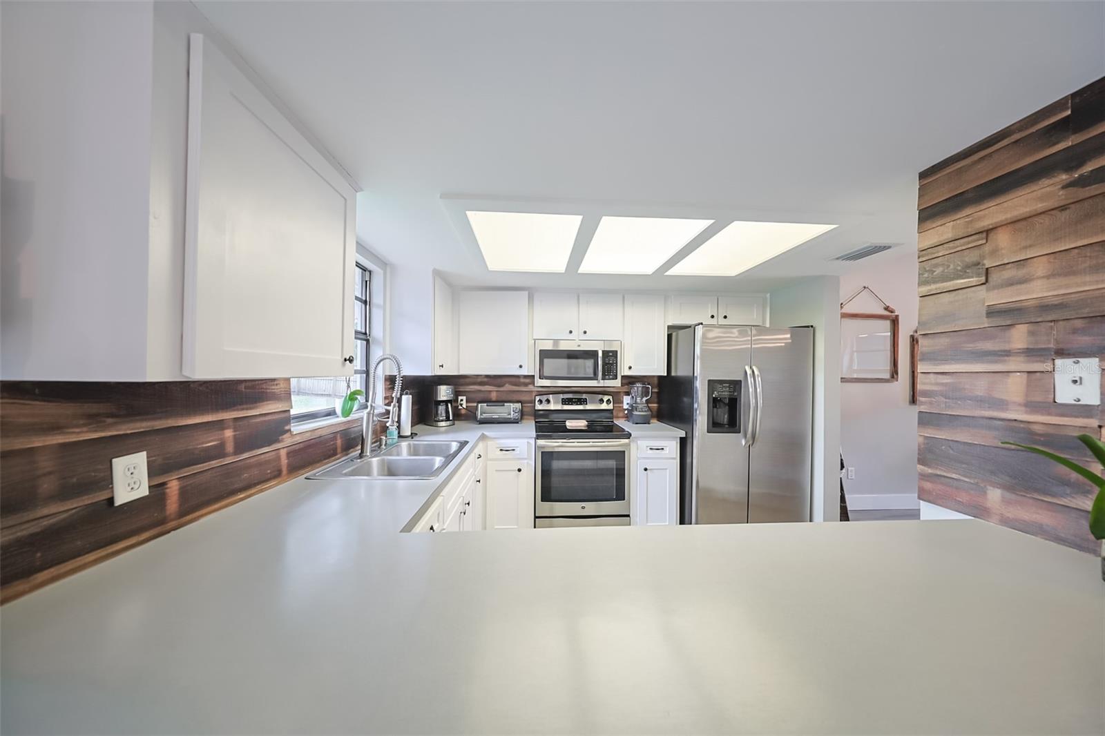 Image 13 of 39 For 4101 Holly Street