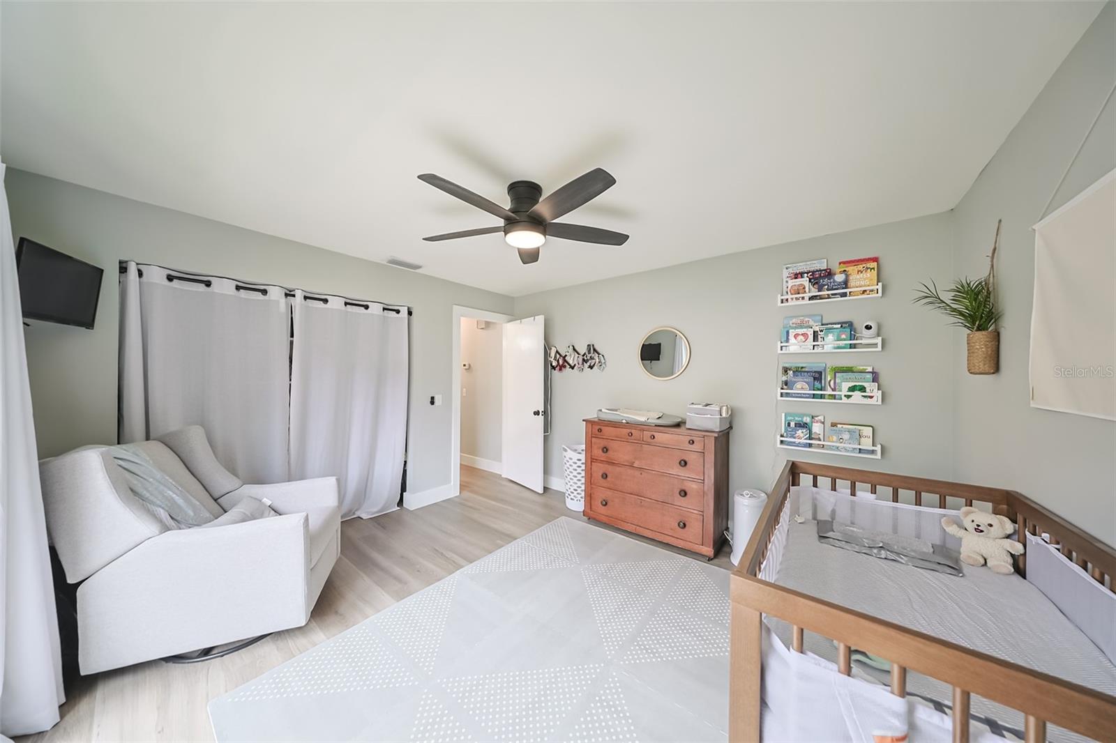 Image 26 of 39 For 4101 Holly Street