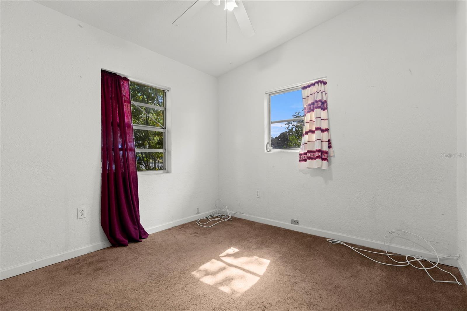 Image 17 of 26 For 11014 58th Street N