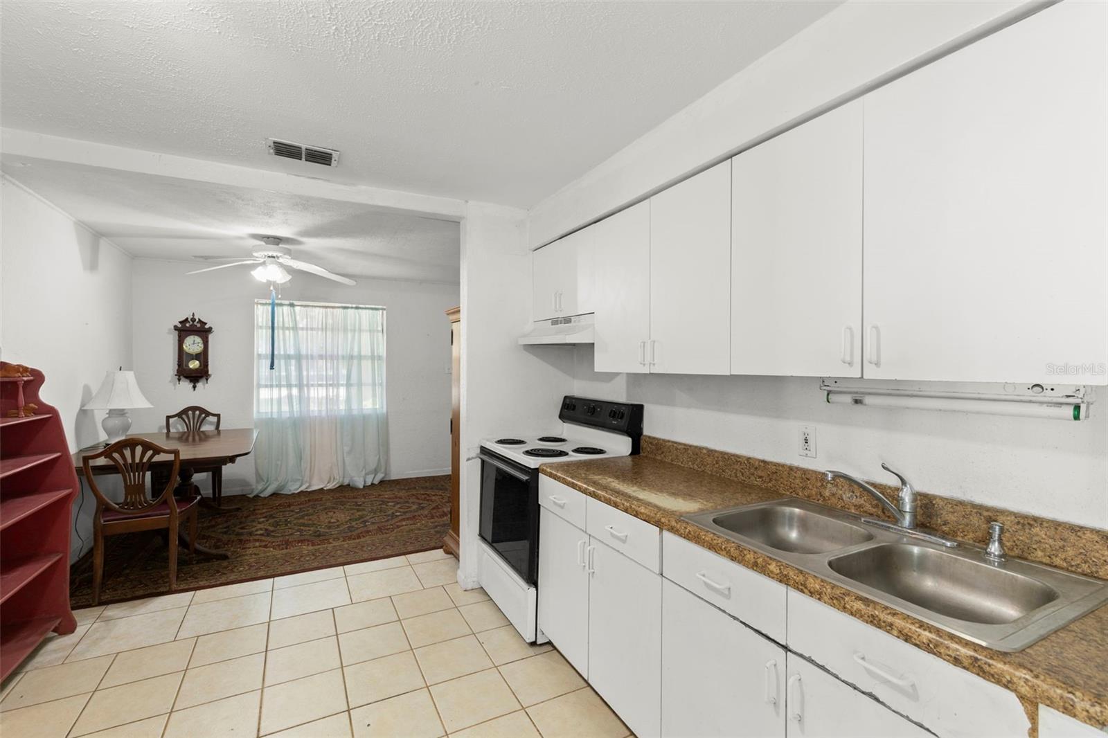 Image 7 of 26 For 11014 58th Street N