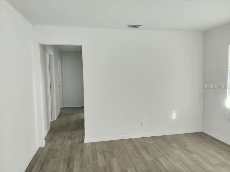 Image 19 of 25 For 8522 Tidewater Trail