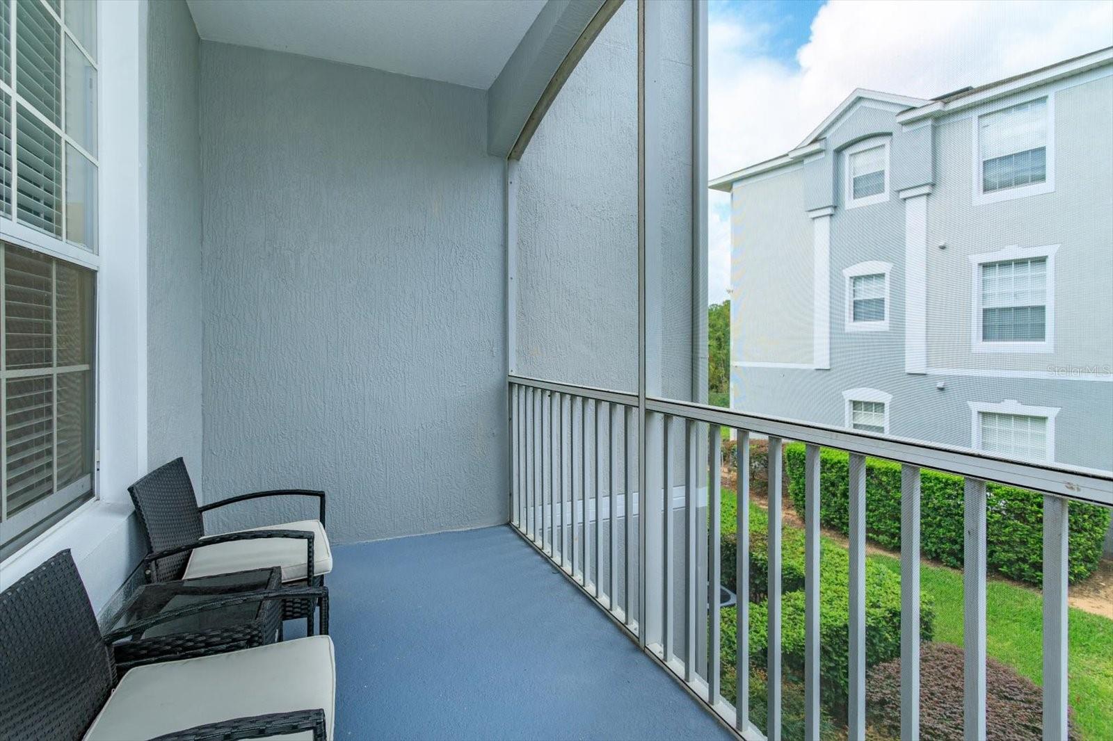 Image 18 of 33 For 2302 Silver Palm Dr 204