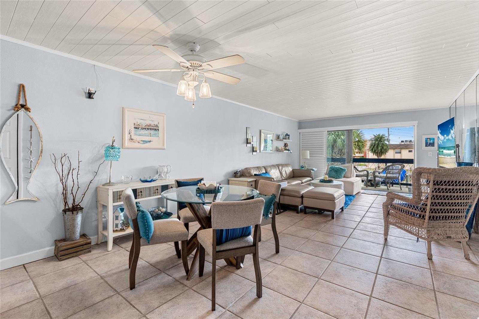 Image 11 of 48 For 11650 Capri Circle S 108