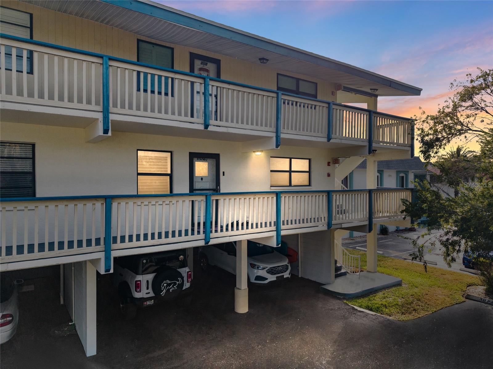 Image 2 of 48 For 11650 Capri Circle S 108