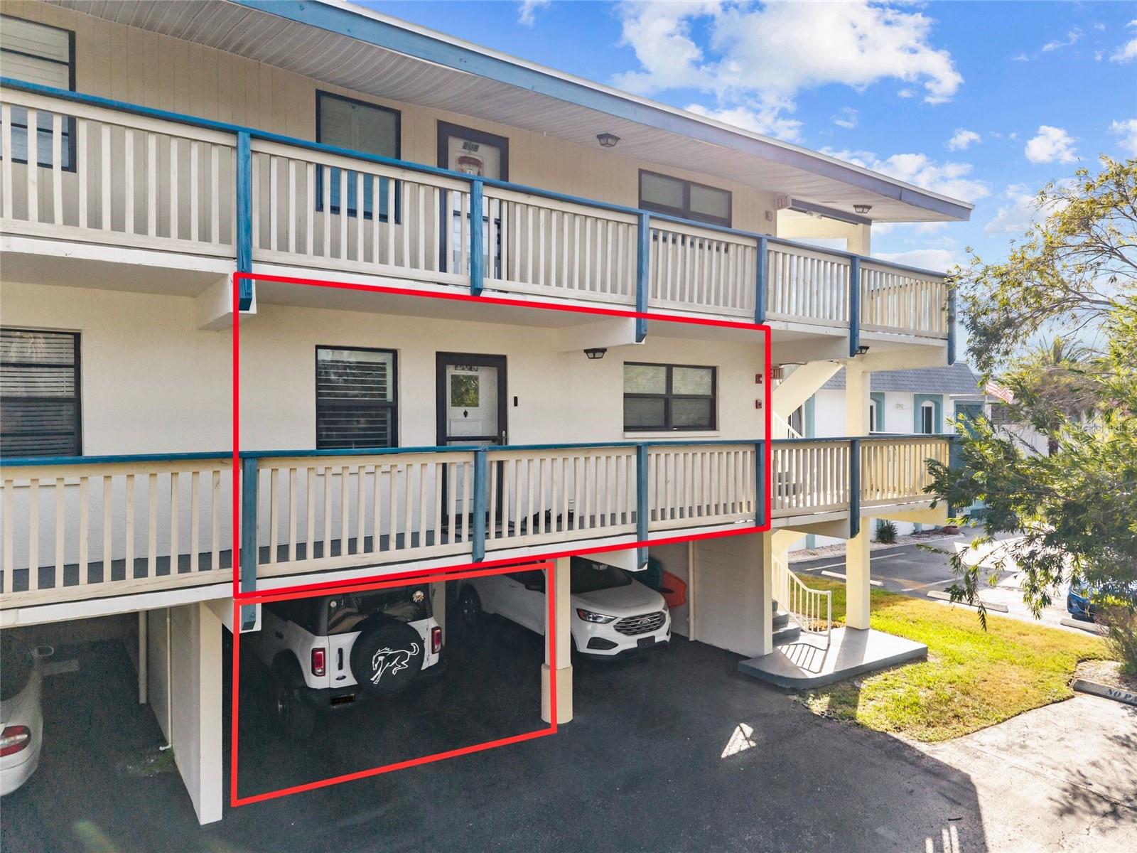 Image 31 of 48 For 11650 Capri Circle S 108