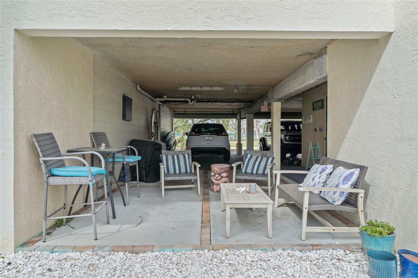 Image 32 of 48 For 11650 Capri Circle S 108