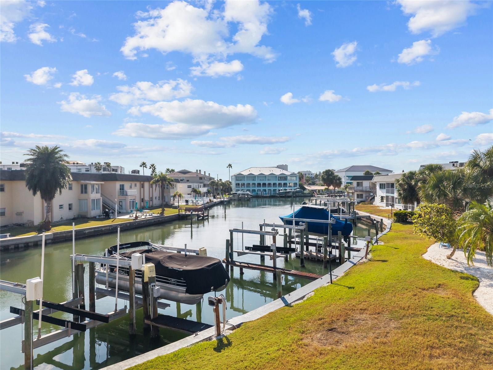 Image 37 of 48 For 11650 Capri Circle S 108