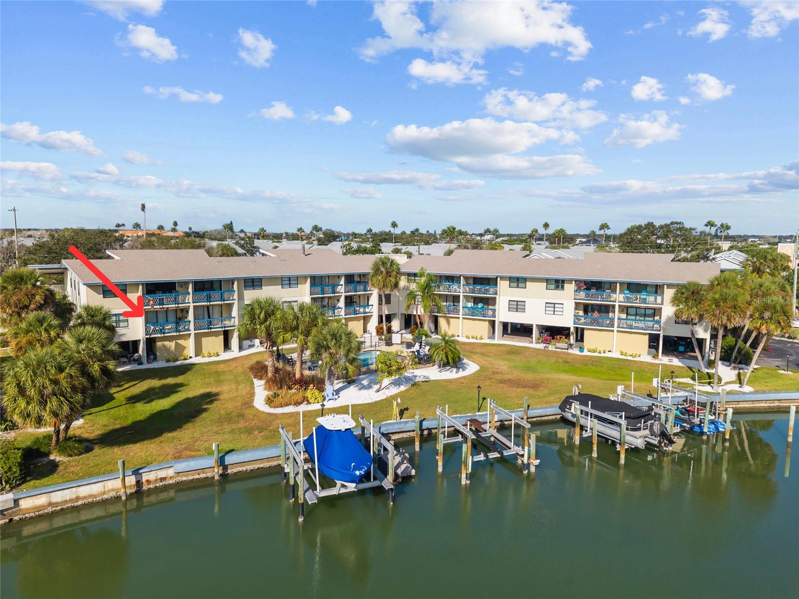 Image 5 of 48 For 11650 Capri Circle S 108