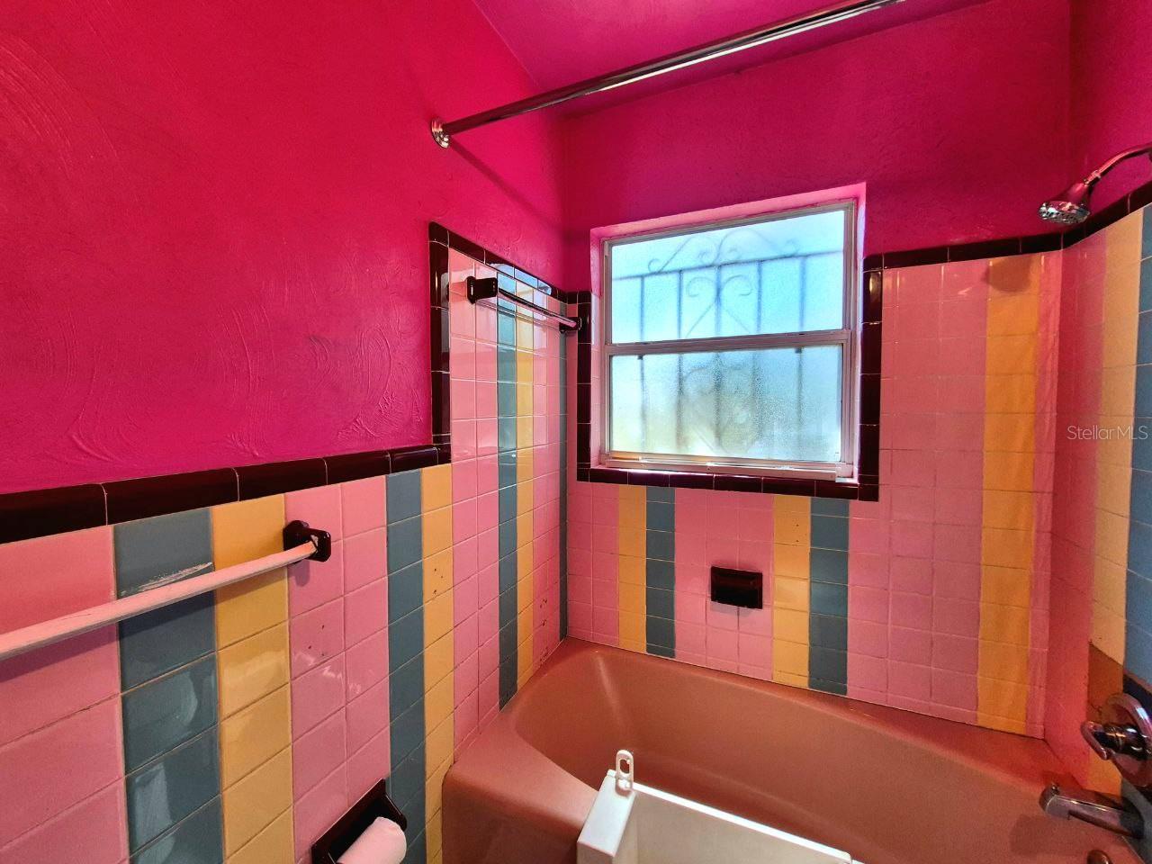 Image 29 of 40 For 2413 38th Avenue