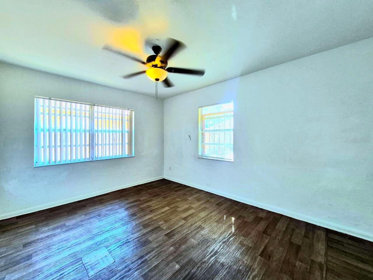 Image 32 of 40 For 2413 38th Avenue