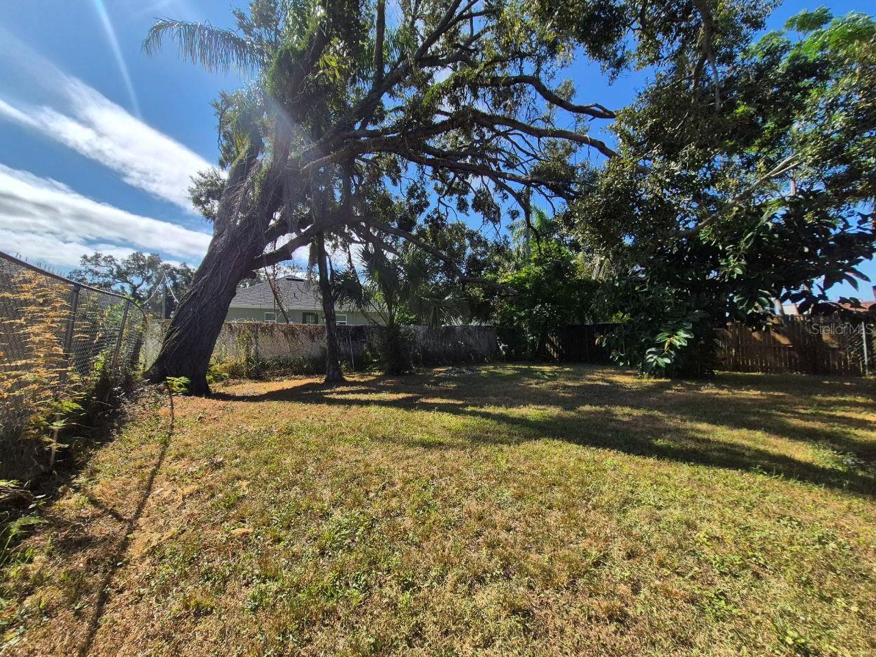 Image 37 of 40 For 2413 38th Avenue