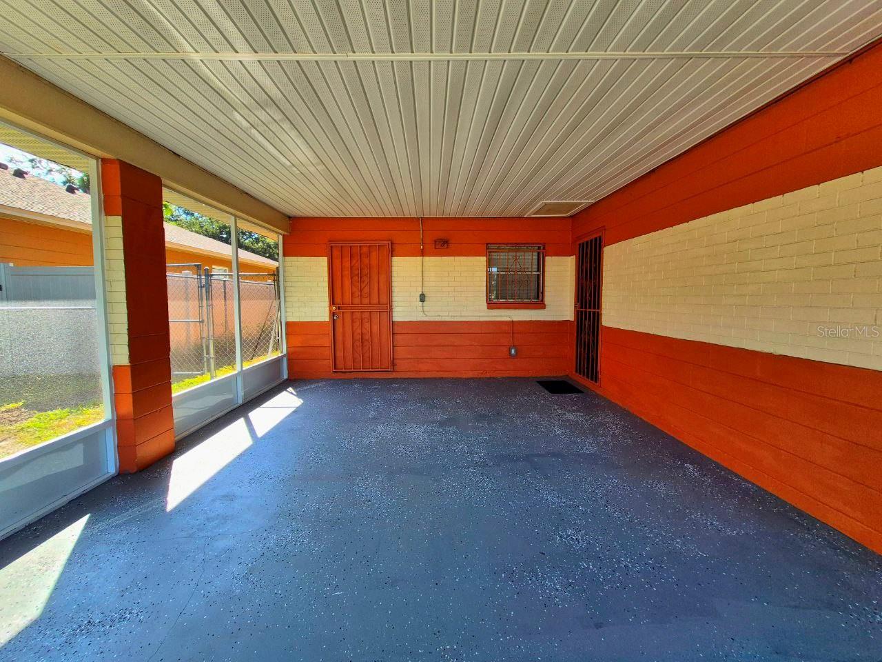 Image 4 of 40 For 2413 38th Avenue