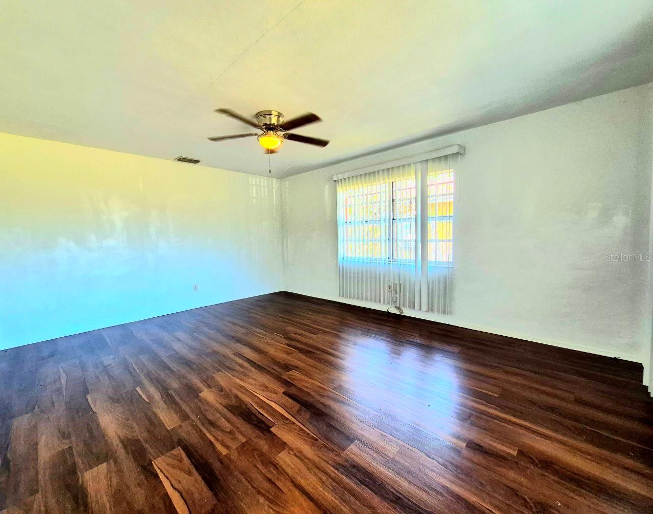 Image 9 of 40 For 2413 38th Avenue