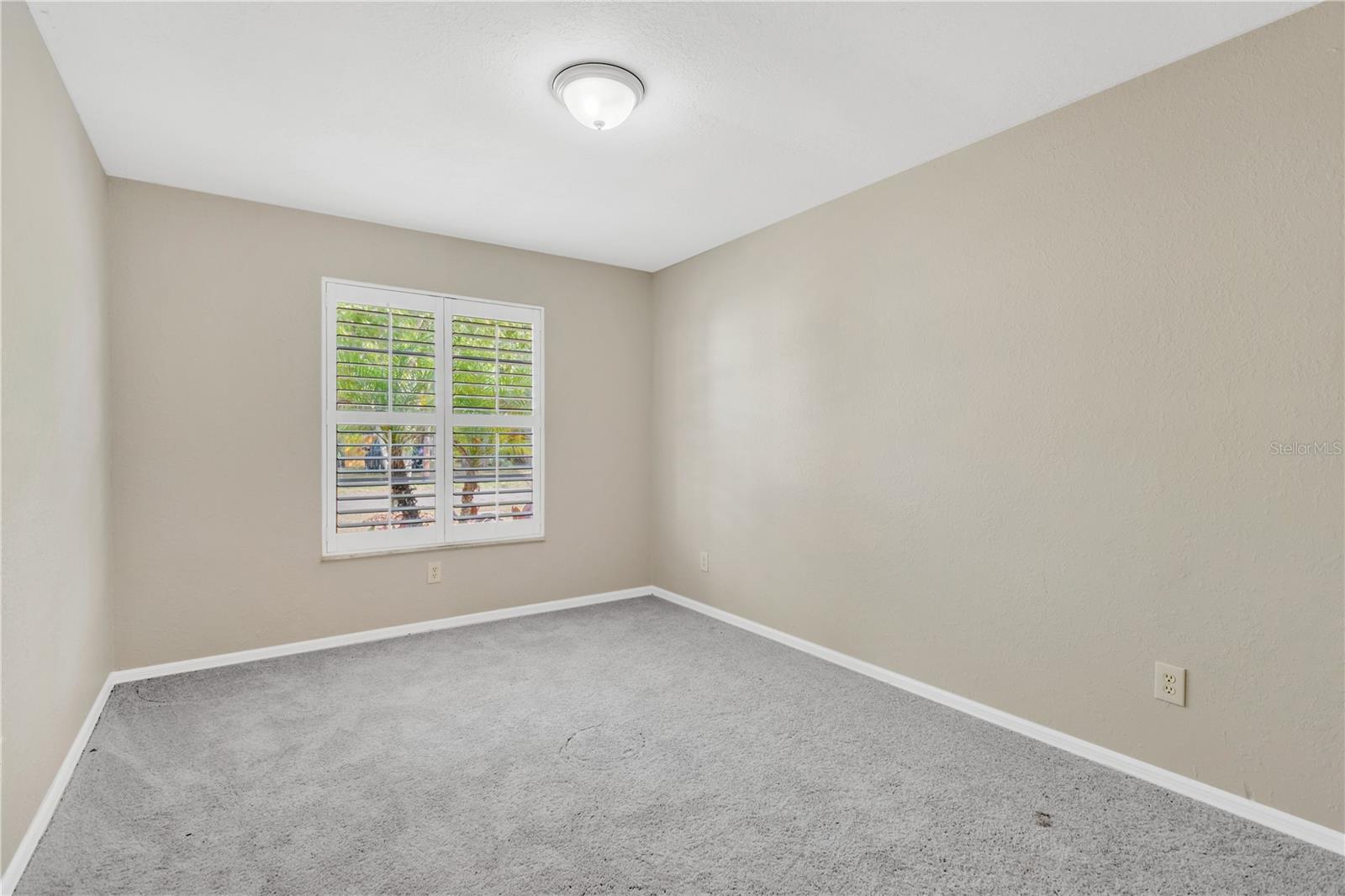 Image 12 of 18 For 6509 Englewood Avenue